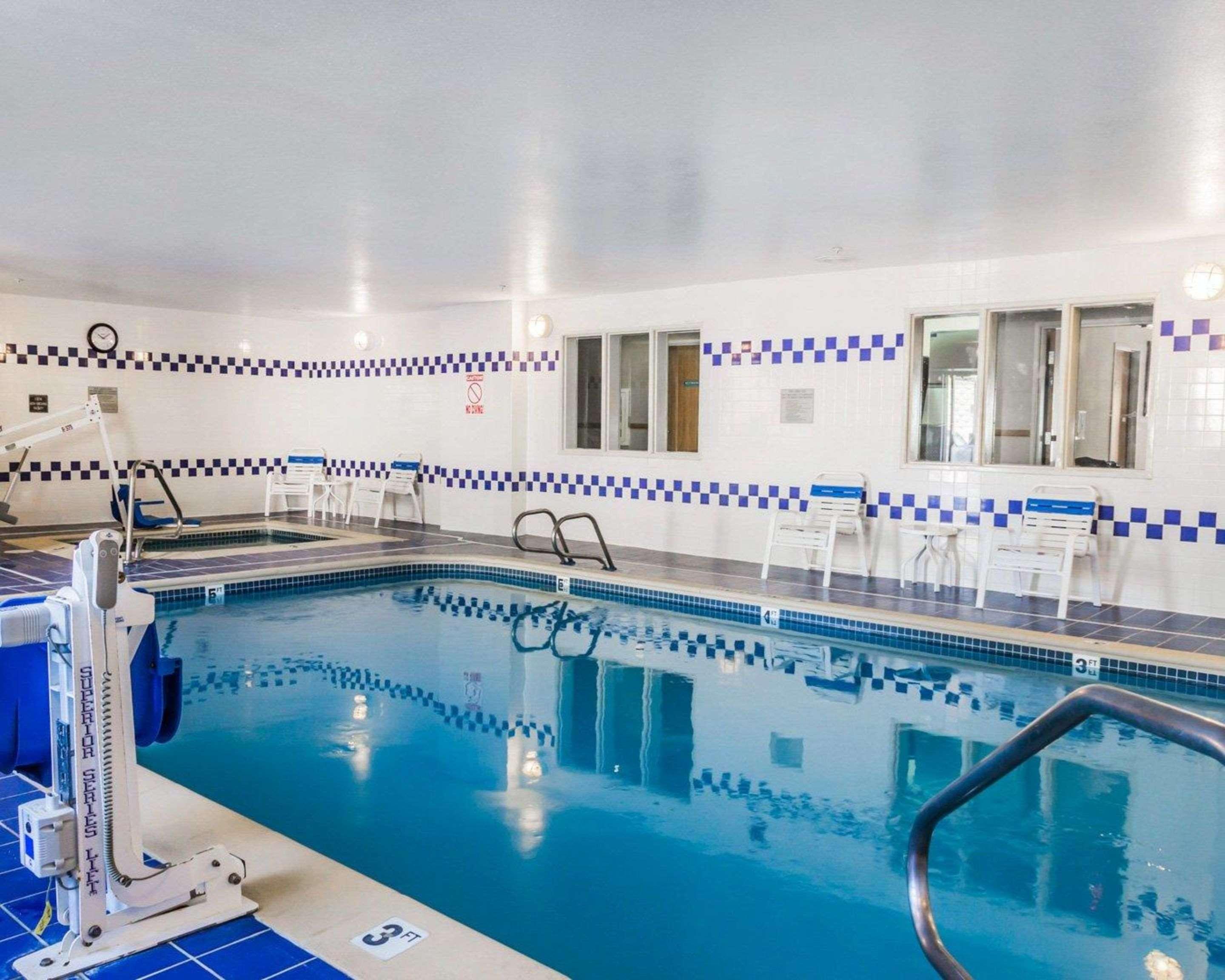 Quality Inn & Suites Golden - Denver West Лейквуд Екстер'єр фото